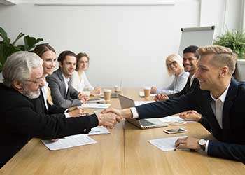 SENIOR-CORPORATE-SALES-MANAGER
