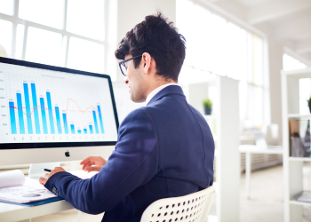 analyzing-financial-statistics